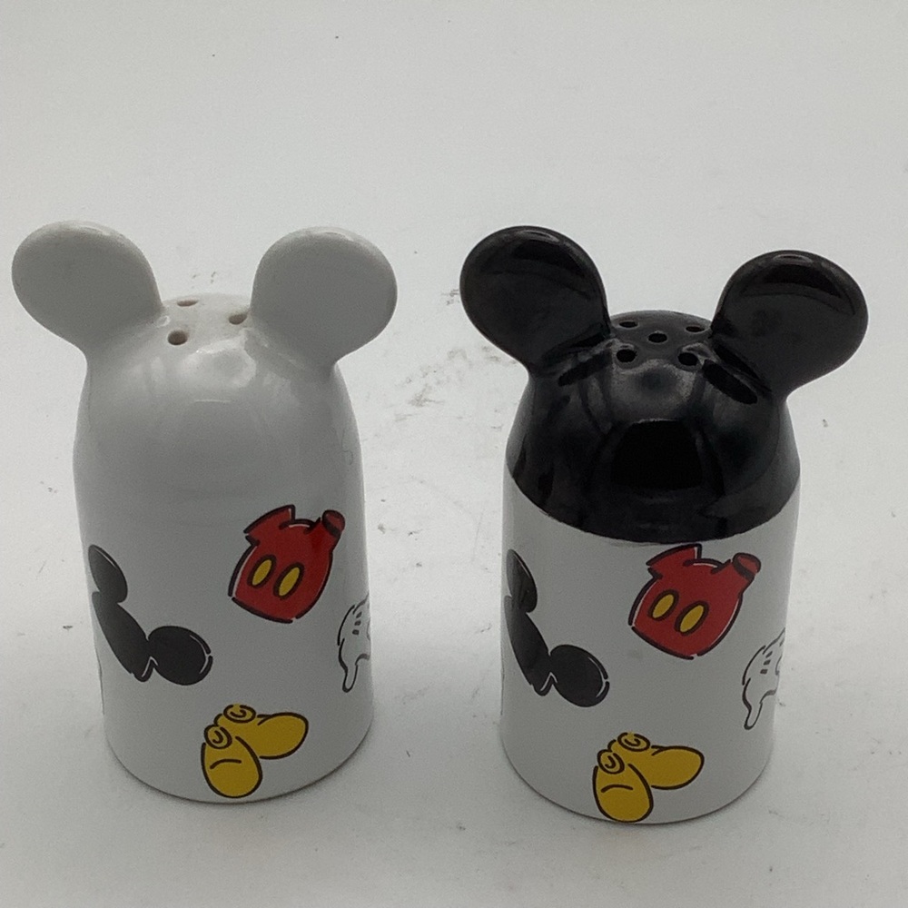 Disney Mickey Mouse Salt and Pepper Shakers